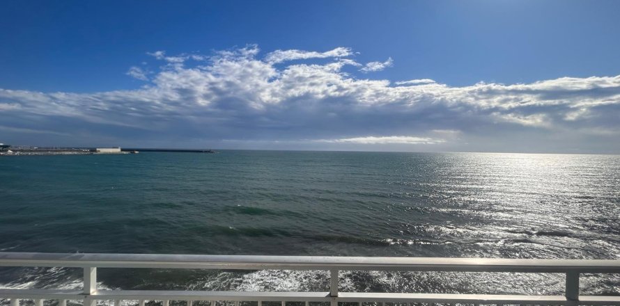 Wohnung in Torrevieja, Alicante, Spanien 2 Schlafzimmer, 96 m2 Nr. 156083