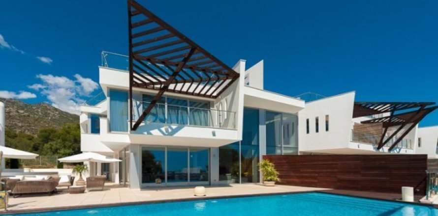 House Malaga, Spain 3 bedrooms, 339 sq.m. No. 69580