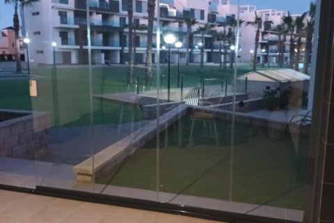 Bungalowi myytävänä Guardamar del Segura, Alicante, Espanja, 2 makuuhuonetta, 65 m2 No. 137661 - kuva 3