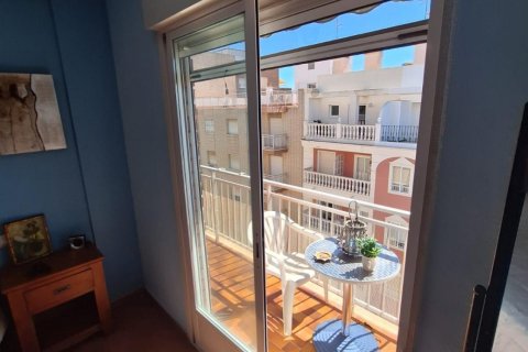 Lägenhet till salu Torrevieja, Alicante, Spanien 4 sovrum, 85 kvm. Nr. 137657 - foto 12