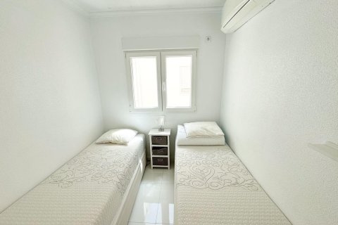 Attico in vendita a Torrevieja, Alicante, Spagna 2 camere da letto, 86 mq. N° 165435 - foto 13