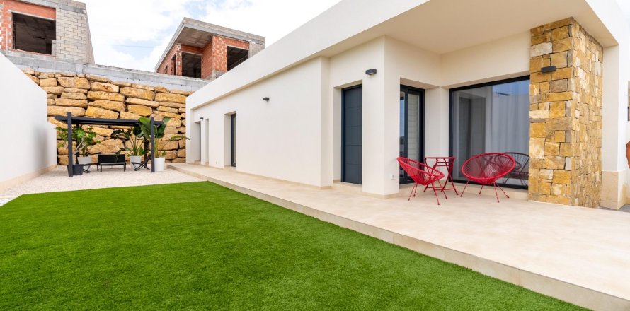 Villa in Finestrat, Alicante, Spain 2 bedrooms, 84 sq.m. No. 165437