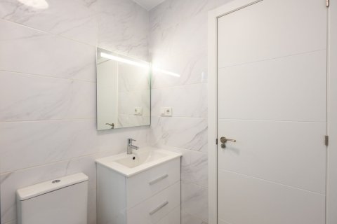 Сasa en venta en Torrevieja, Alicante, España 78 m2 No. 181672 - foto 17