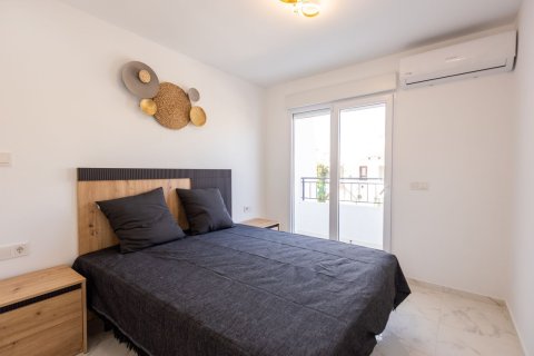 House for sale in Torrevieja, Alicante, Spain 78 sq.m. No. 181672 - photo 12