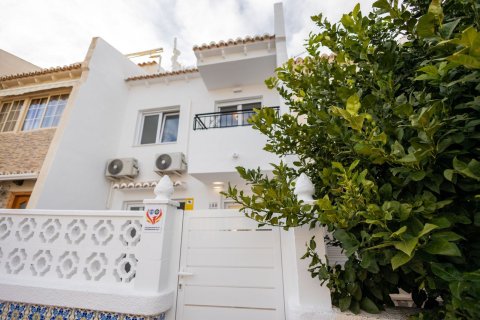 House for sale in Torrevieja, Alicante, Spain 78 sq.m. No. 181672 - photo 26