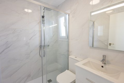House for sale in Torrevieja, Alicante, Spain 78 sq.m. No. 181672 - photo 19