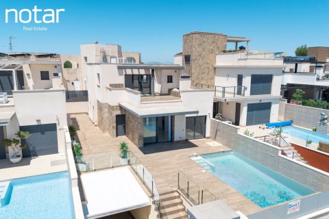 Villa à San Miguel de Salinas, Alicante, Espagne 210 m2 No. 181674