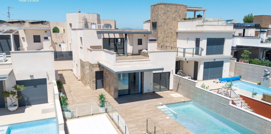 Villa à San Miguel de Salinas, Alicante, Espagne 210 m2 No. 181674
