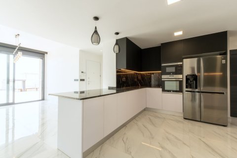 Villa à vendre à San Miguel de Salinas, Alicante, Espagne, 210 m2 No. 181674 - photo 6
