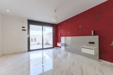 Villa à vendre à San Miguel de Salinas, Alicante, Espagne, 210 m2 No. 181674 - photo 9