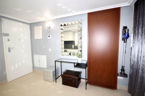 Huoneisto myytävänä Torrevieja, Alicante, Espanja, 3 makuuhuonetta, 154 m2 No. 109443 - kuva 6