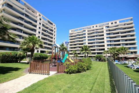 Huoneisto myytävänä Torrevieja, Alicante, Espanja, 3 makuuhuonetta, 154 m2 No. 109443 - kuva 3