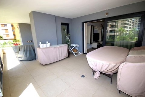 Huoneisto myytävänä Torrevieja, Alicante, Espanja, 3 makuuhuonetta, 154 m2 No. 109443 - kuva 20
