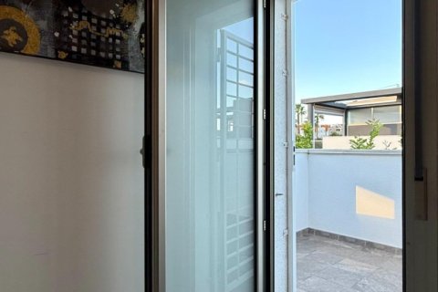 Apartment for sale in Torrevieja, Alicante, Spain 3 bedrooms, 99 sq.m. No. 144362 - photo 26