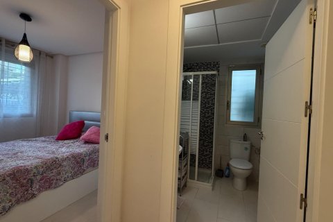 Apartment for sale in Torrevieja, Alicante, Spain 3 bedrooms, 99 sq.m. No. 144362 - photo 19