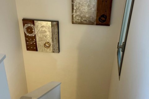 Apartment for sale in Torrevieja, Alicante, Spain 3 bedrooms, 99 sq.m. No. 144362 - photo 25