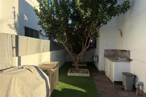 Apartment for sale in Torrevieja, Alicante, Spain 3 bedrooms, 99 sq.m. No. 144362 - photo 5