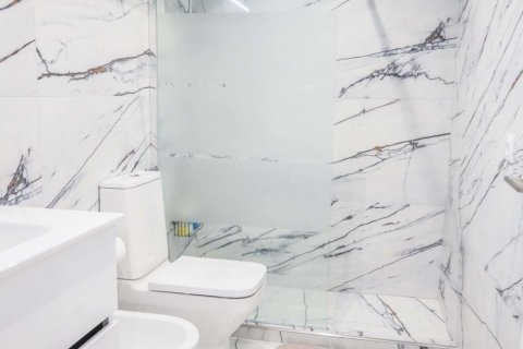 Apartment for sale in Torrevieja, Alicante, Spain 1 bedroom,  No. 144363 - photo 15