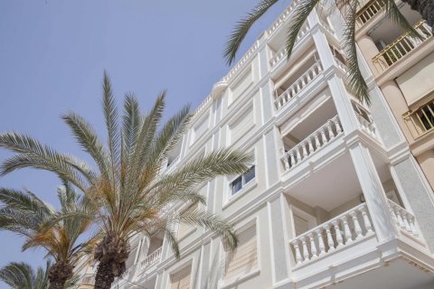 Apartment for sale in Torrevieja, Alicante, Spain 1 bedroom,  No. 144363 - photo 19