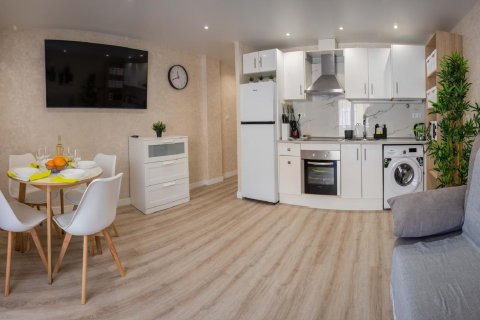 Apartment for sale in Torrevieja, Alicante, Spain 1 bedroom,  No. 144363 - photo 7