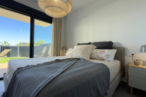 Apartament w Santa Pola, Alicante, Hiszpania 1 sypialnia, 180 mkw. nr 144366 – zdjęcie 28