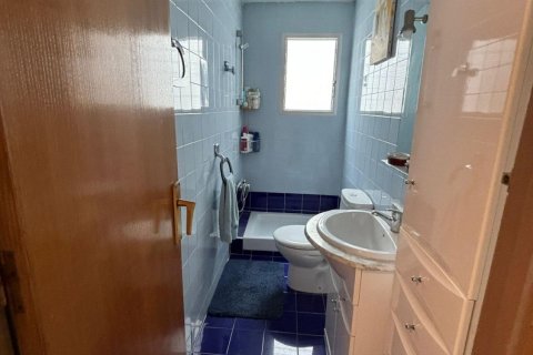 Apartment for sale in Torrevieja, Alicante, Spain 2 bedrooms, 100 sq.m. No. 144361 - photo 12