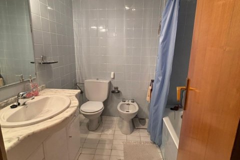 Apartment for sale in Torrevieja, Alicante, Spain 2 bedrooms, 100 sq.m. No. 144361 - photo 11