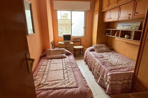 Apartment for sale in Torrevieja, Alicante, Spain 2 bedrooms, 100 sq.m. No. 144361 - photo 8