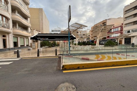 Apartment for sale in Torrevieja, Alicante, Spain 2 bedrooms, 100 sq.m. No. 144361 - photo 3