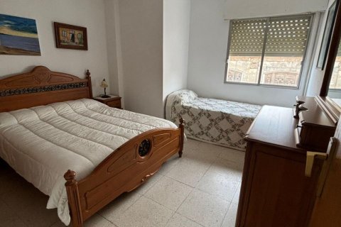 Apartment for sale in Torrevieja, Alicante, Spain 2 bedrooms, 100 sq.m. No. 144361 - photo 16