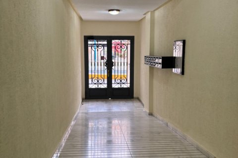 Apartment for sale in Torrevieja, Alicante, Spain 2 bedrooms, 100 sq.m. No. 144361 - photo 4