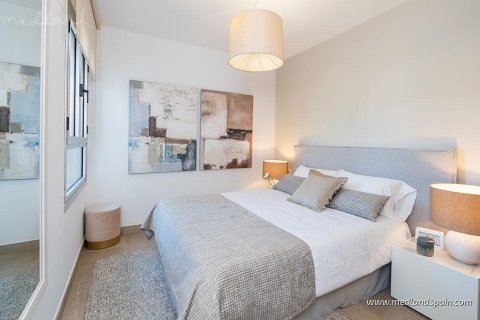 Apartment for sale in Estepona, Malaga, Spain 3 bedrooms, 103 sq.m. No. 143877 - photo 14