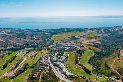 Apartment for sale in Estepona, Malaga, Spain 3 bedrooms, 103 sq.m. No. 143877 - photo 2