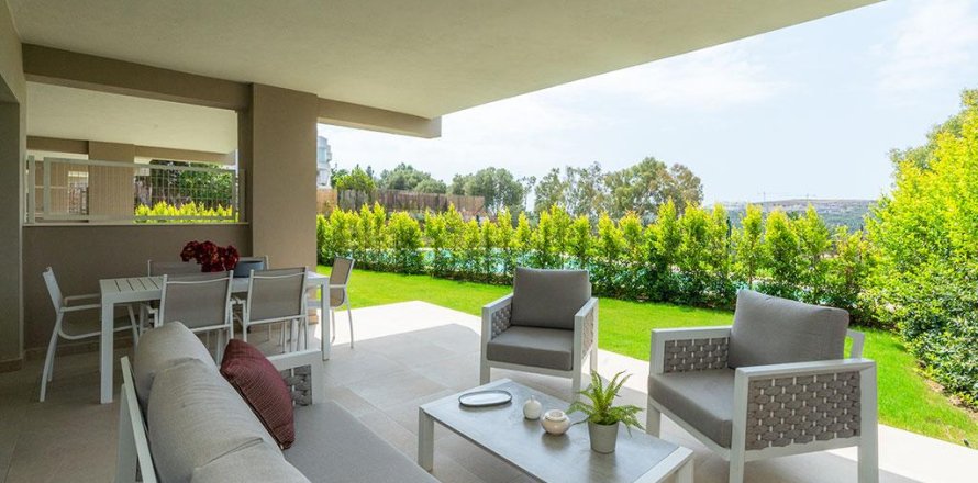 Apartment in Estepona, Malaga, Spain 3 bedrooms, 103 sq.m. No. 143877