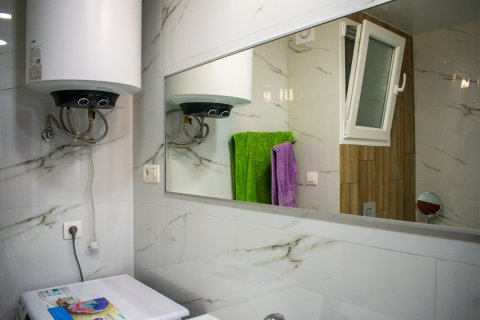 Apartment for sale Torrevieja, Alicante, Spain 2 bedrooms, 81 sq.m. No. 135664 - photo 22