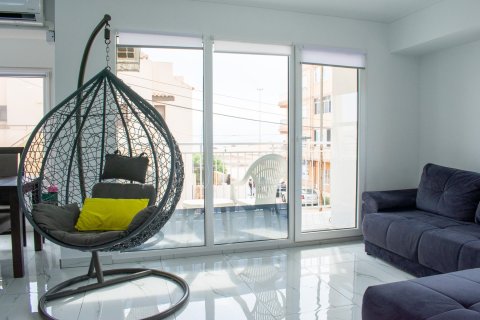 Apartment for sale Torrevieja, Alicante, Spain 2 bedrooms, 81 sq.m. No. 135664 - photo 4