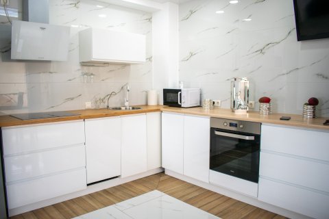 Apartment for sale Torrevieja, Alicante, Spain 2 bedrooms, 81 sq.m. No. 135664 - photo 14