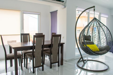 Apartment for sale Torrevieja, Alicante, Spain 2 bedrooms, 81 sq.m. No. 135664 - photo 2
