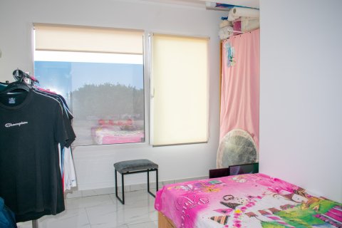 Apartment for sale Torrevieja, Alicante, Spain 2 bedrooms, 81 sq.m. No. 135664 - photo 19