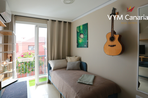 Townhouse for sale in San Miguel de Abona, Tenerife, Spain 4 bedrooms, 180 sq.m. No. 164407 - photo 15