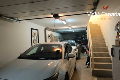 Townhouse for sale in Chayofa, Tenerife, Spain 2 bedrooms, 150 sq.m. No. 164409 - photo 19