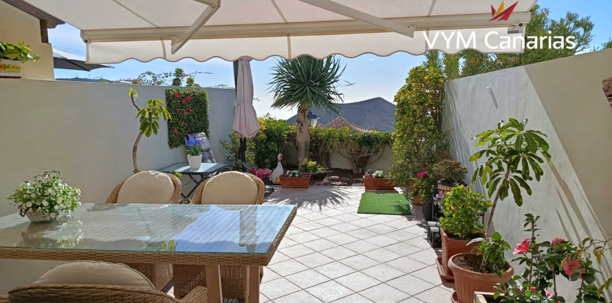 Townhouse in Chayofa, Tenerife, Spain 2 bedrooms, 150 sq.m. No. 164409
