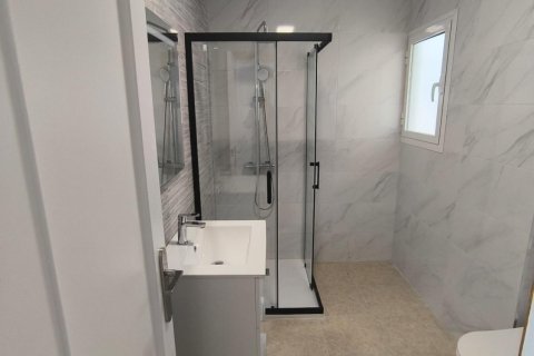 Apartamento en venta Torrevieja, Alicante, España 3 dormitorios, 118 m2 No. 137646 - foto 21