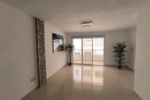 Apartamento en venta Torrevieja, Alicante, España 3 dormitorios, 118 m2 No. 137646 - foto 1
