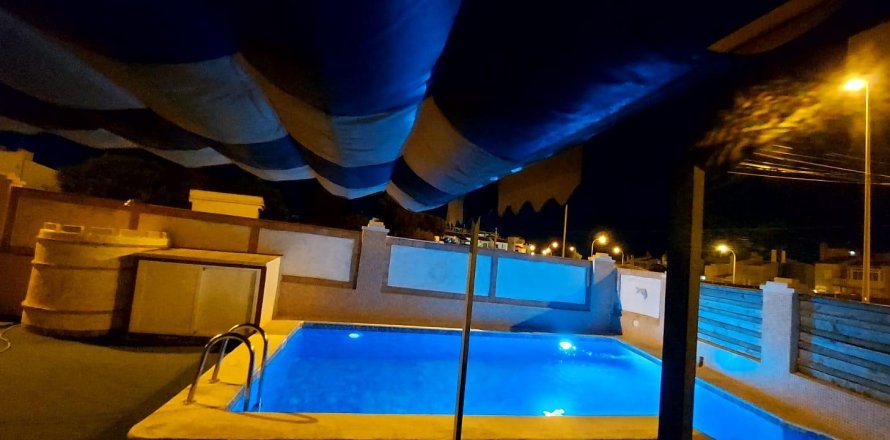 Villa Genoves, Valencia, Spanien 2 Schlafzimmer, 86 m2 Nr. 137642