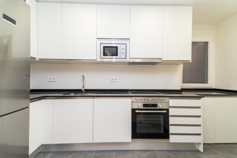 Apartament w Madrid, Hiszpania 3 sypialnie, 150 mkw. nr 178268 – zdjęcie 8