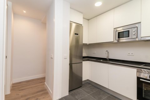 Apartament w Madrid, Hiszpania 3 sypialnie, 150 mkw. nr 178268 – zdjęcie 12