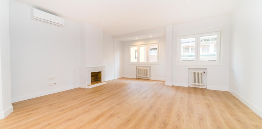 Apartament w Madrid, Hiszpania 3 sypialnie, 150 mkw. nr 178268