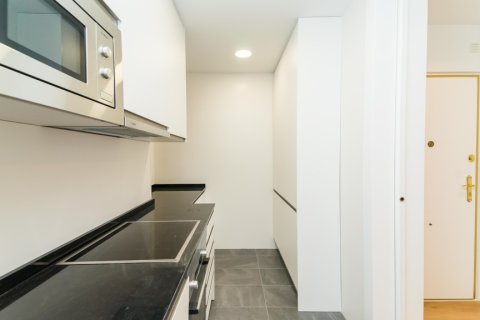 Apartament w Madrid, Hiszpania 3 sypialnie, 150 mkw. nr 178268 – zdjęcie 11