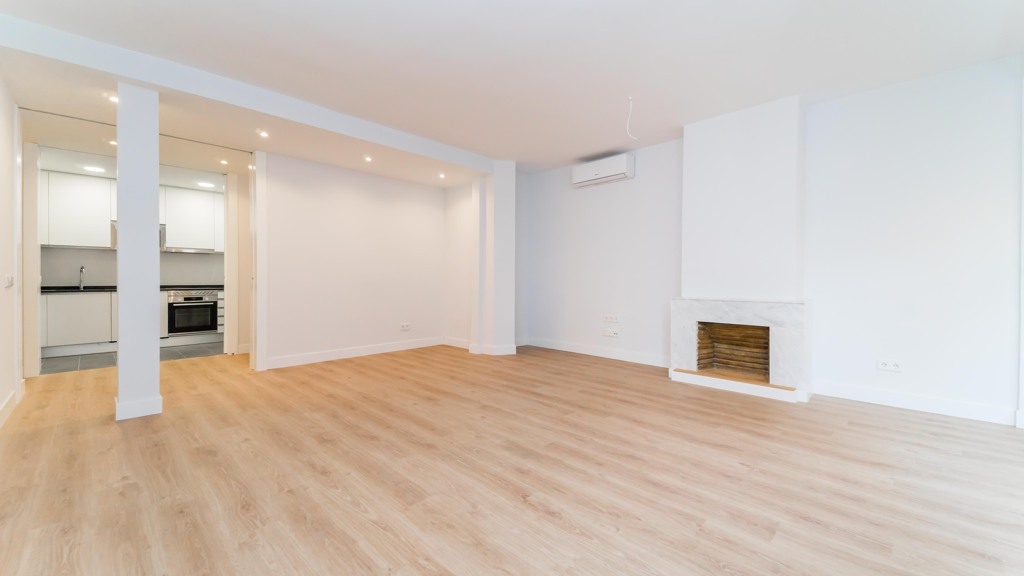 Apartment à Madrid, Espagne 3 chambres, 150 m2 No. 178268